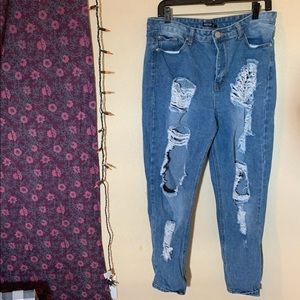 Nasty Gal Ripped Mom jeans